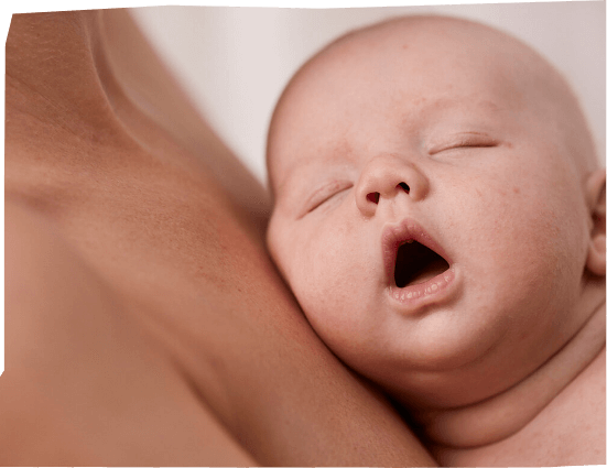 Bebé durmiendo cuidado con la piel Pequeñín