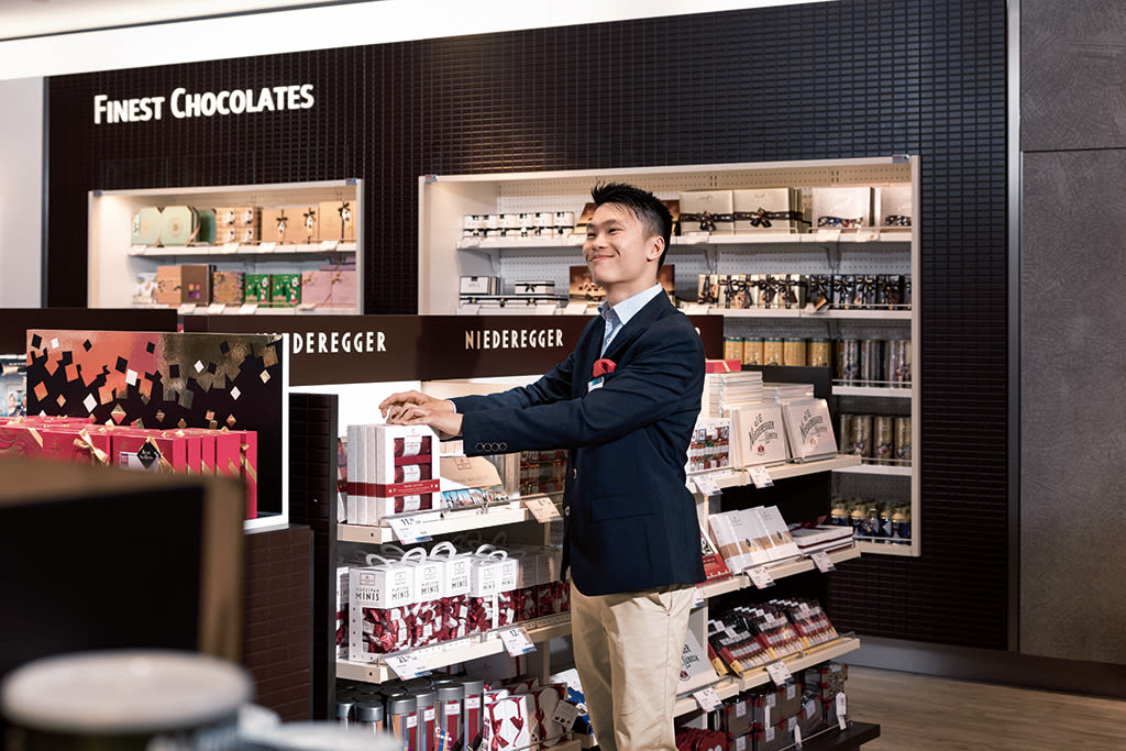 Geb Heinemann FRA retail-FIK7322