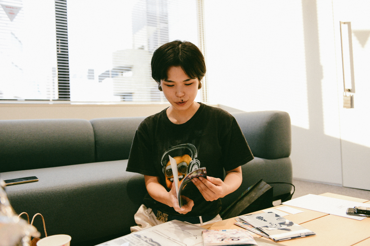 珍品 雑誌fruits フルーツマガジン ビッグポストカード集 青木正一 y2k 雑誌fruits フルーツマガジン 激レア別冊 青木正一 y2k - メルカリ