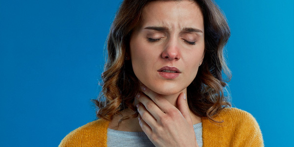 5 remedios para aliviar el dolor de garganta