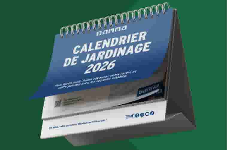 Calendrier de jardinage 2026 de marque Gamma avec spirale métallique, couverture bleue sur fond vert.