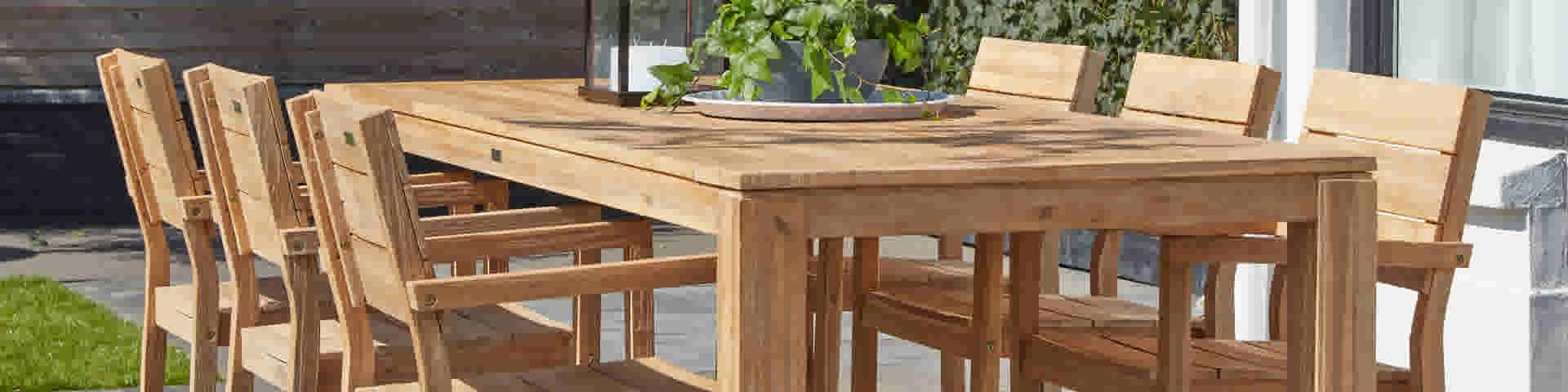 Comment lasurer le mobilier de jardin en bois ?