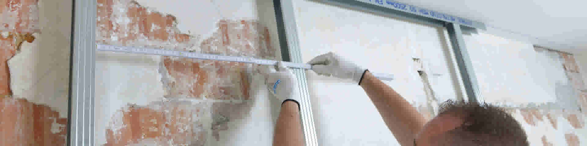 Hoe plaats ik een Gyproc wand met Metal Stud profielen?