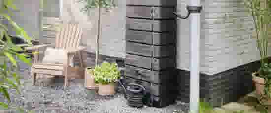 Récupérer l’eau de pluie pour rendre votre jardin plus durable