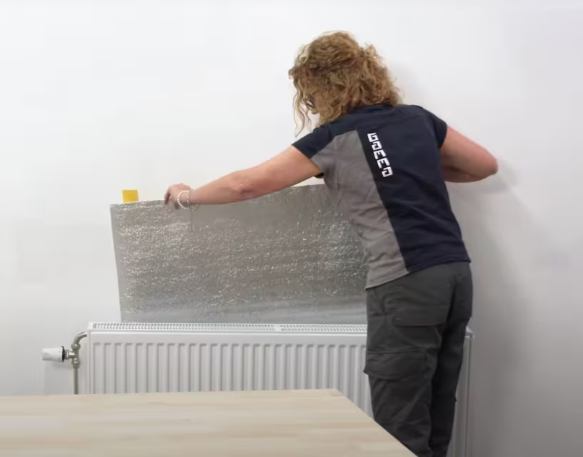 Radiatorfolie aanbrengen
