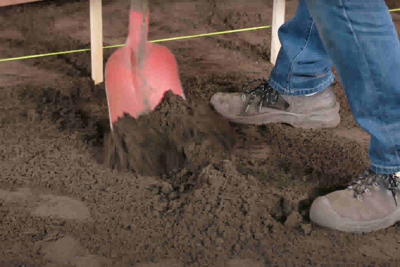 Stap 2 - Afgraven en zand storten