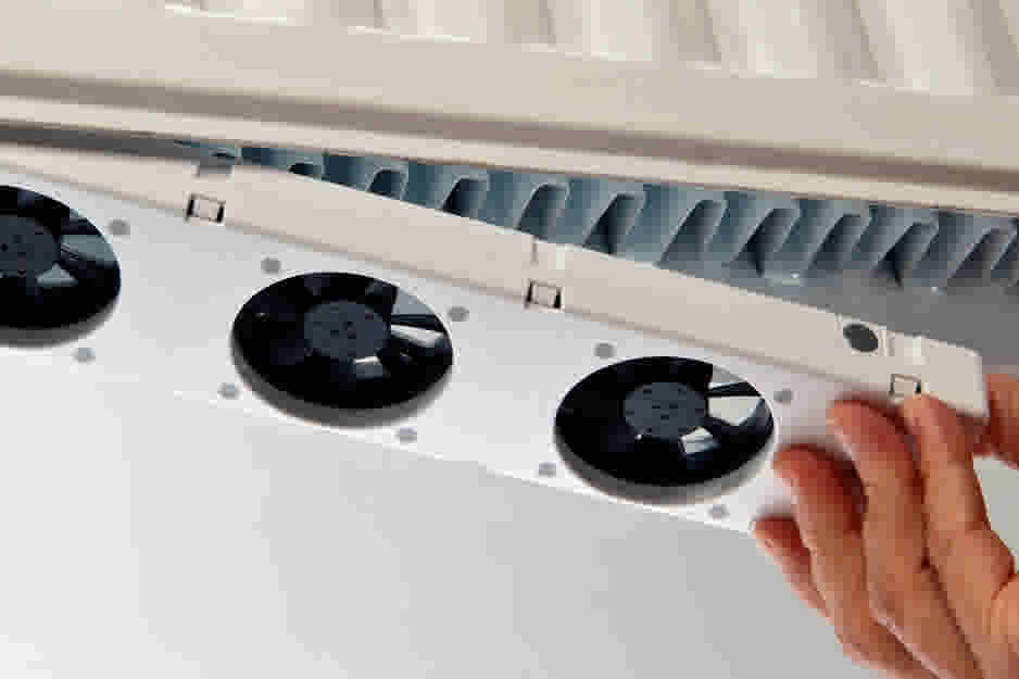 Poser un film réfléchissant derrière un radiateur, Isoler