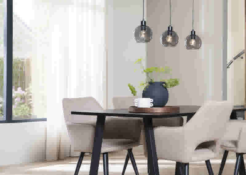 Inbetween gordijnen woonkamer