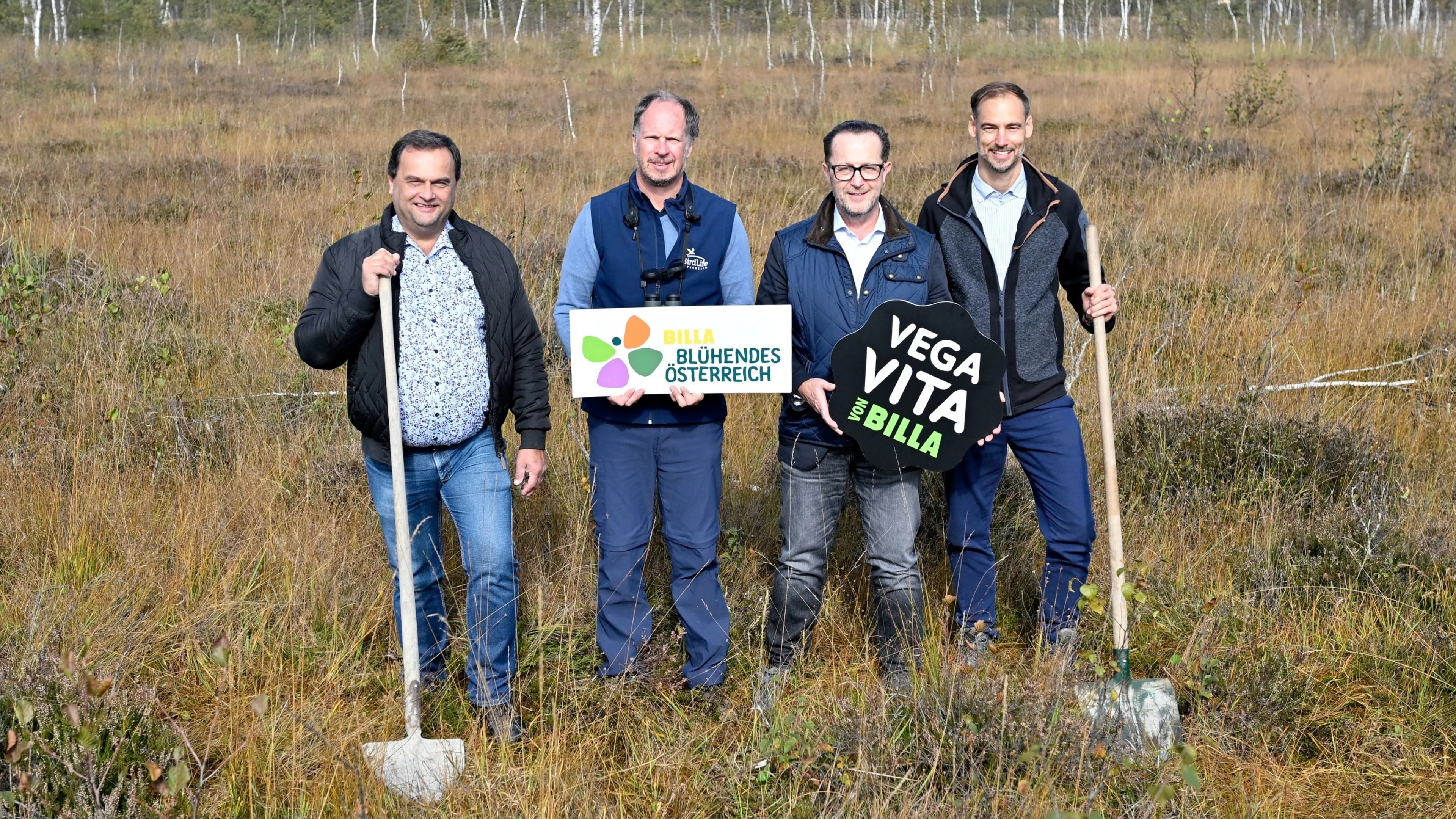 Albert Troppmair (Obmann LEADER-Region Oberinnviertel Mattigtal), Gabor Wichmann (Geschäftsführer BirdLife Österreich), Robert Nagele (Vorstand Blühendes Österreich & BILLA AG), Florian Reitsammer (Geschäftsführer LEADER-Region Oberinnviertel Mattigtal)