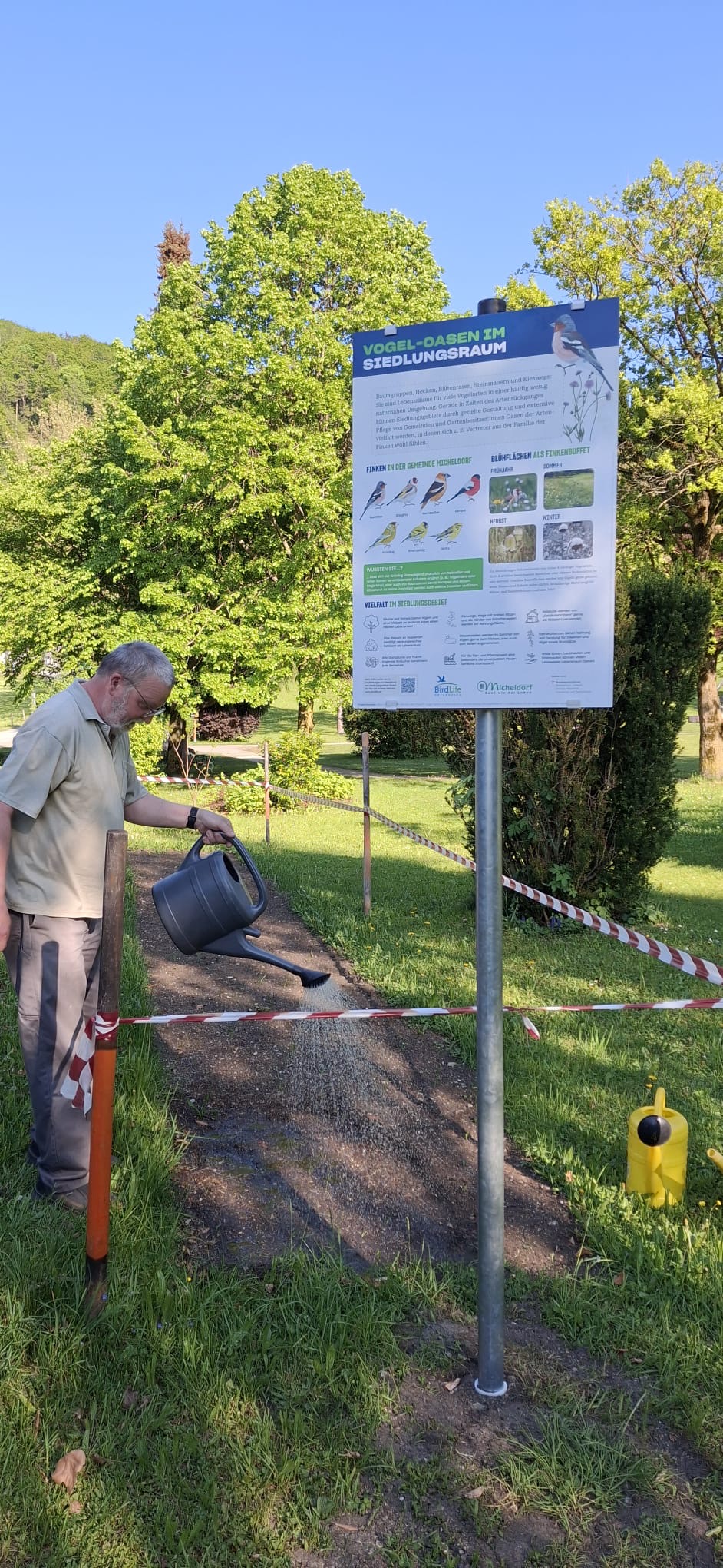 Die Umsetzung einer Vogel-Oase in Micheldorf.