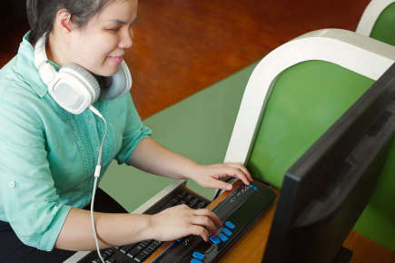 Online Teaching: Accessibility and Inclusive Learning