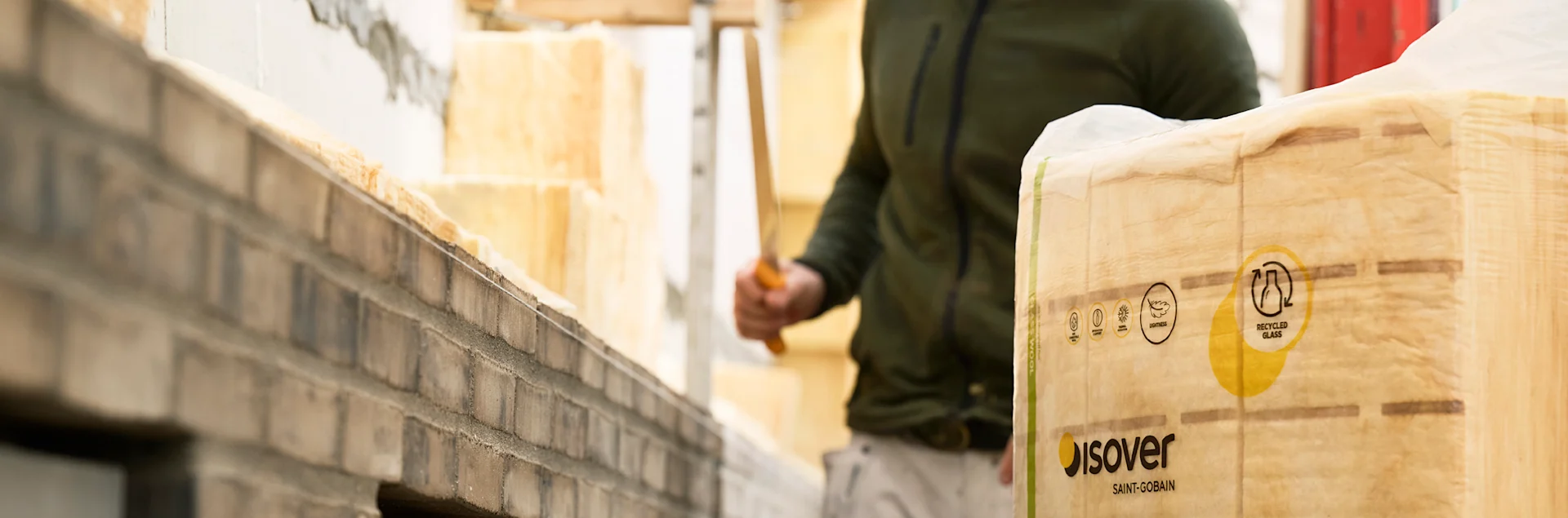 Isover murfilt inden montering.