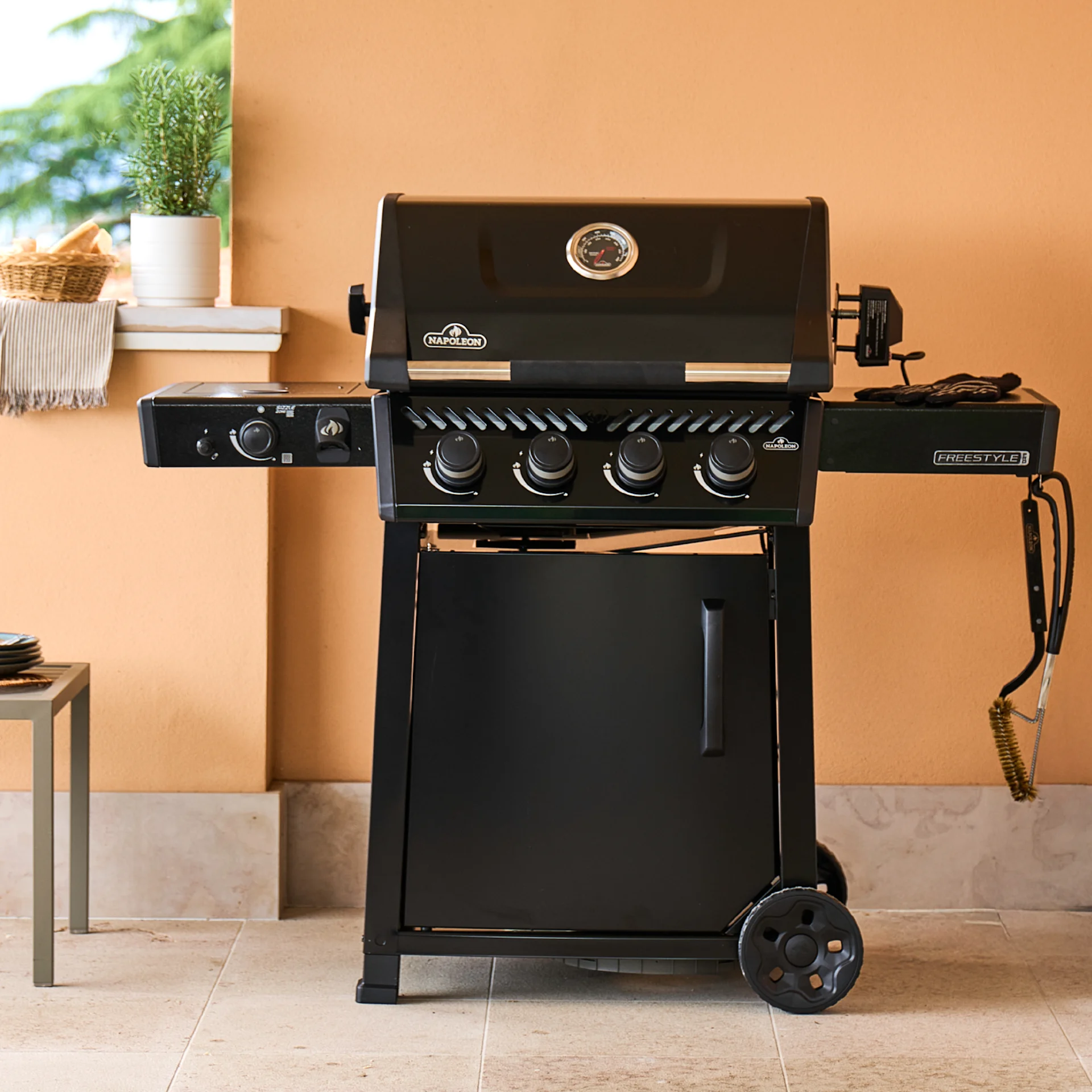 napoleon-2542489-freestyle-2480x2480