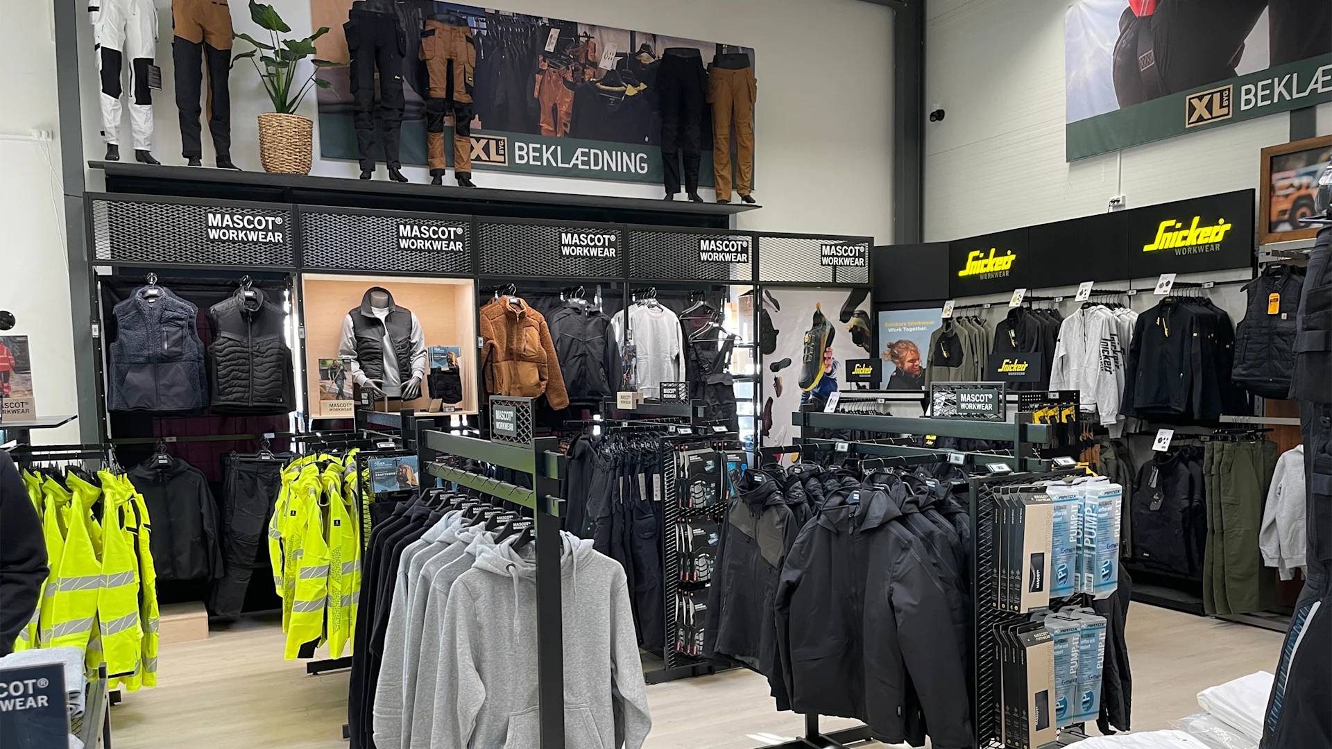 XL-BYG G&S Korsør - BREDT UDVALG til STÆRKE PRISER i vores beklædningsafdeling 