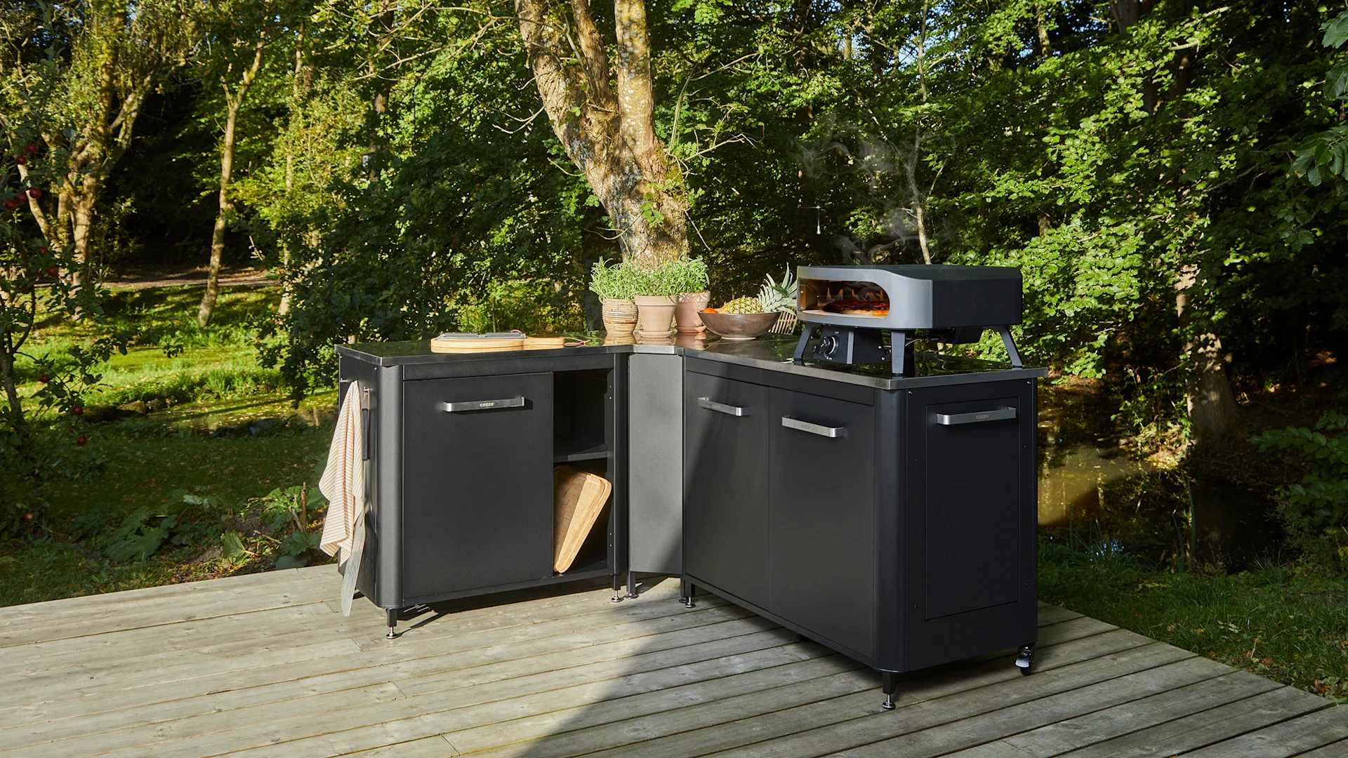 Cozze Pizzaovne 4 2480x1395