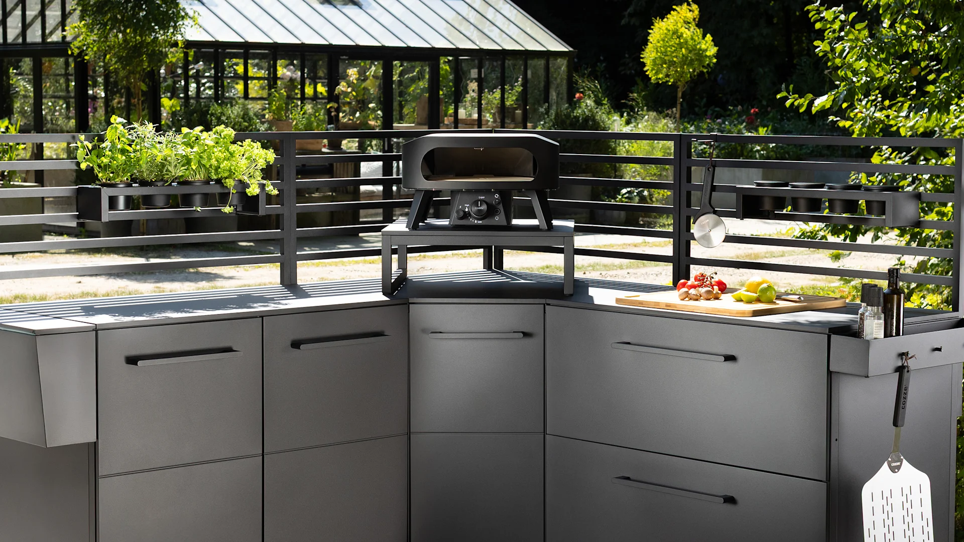 Cozze pizzaovn 2480x1395