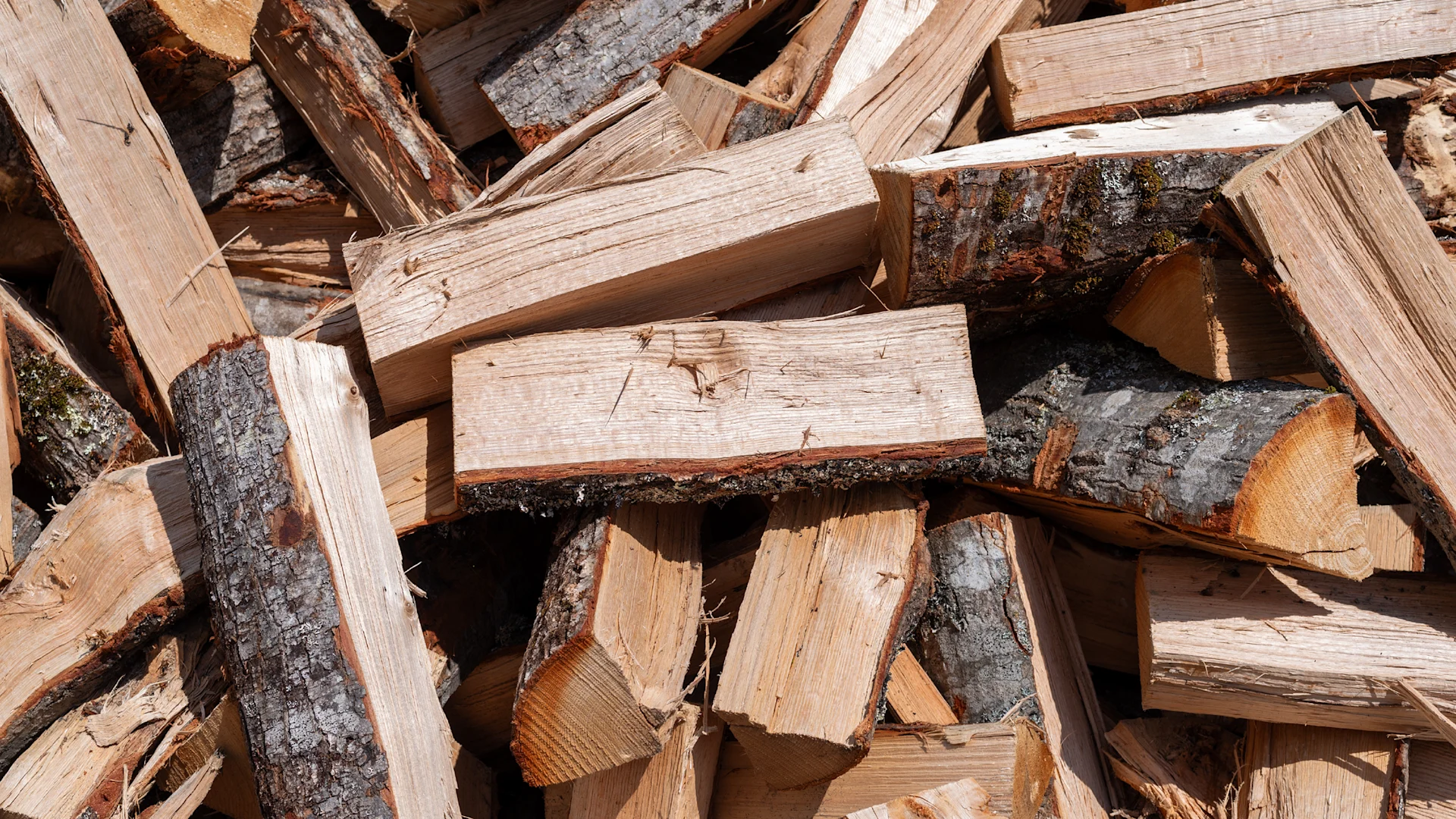 opbevaring-af-braende-2480x1395 3