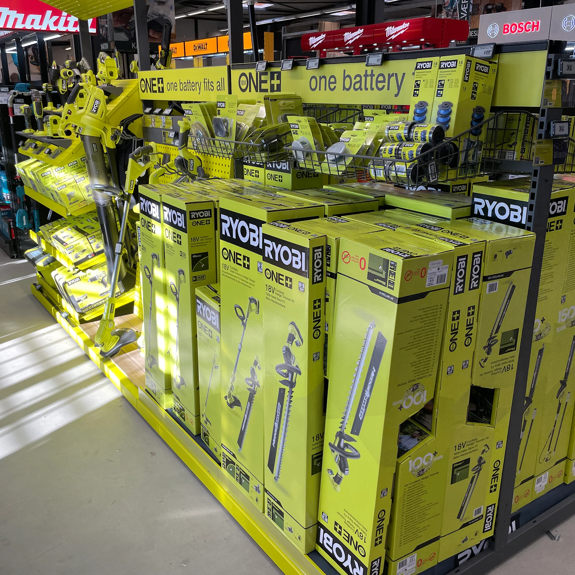 XL-BYG G&S Korsør - BREDT UDVALG til STÆRKE PRISER i vores Elværktøjsafdeling