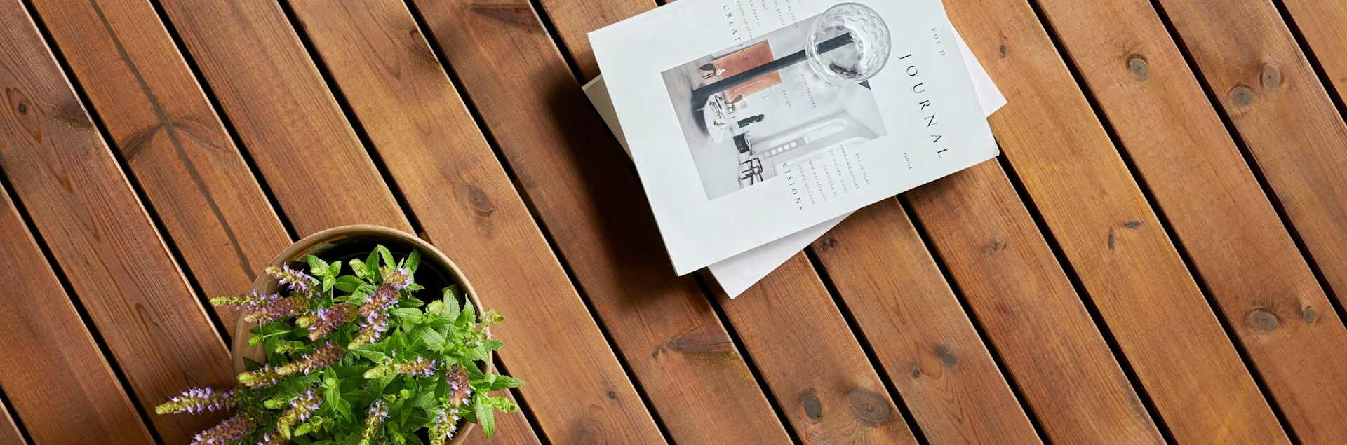 Header 2480 x 820 px