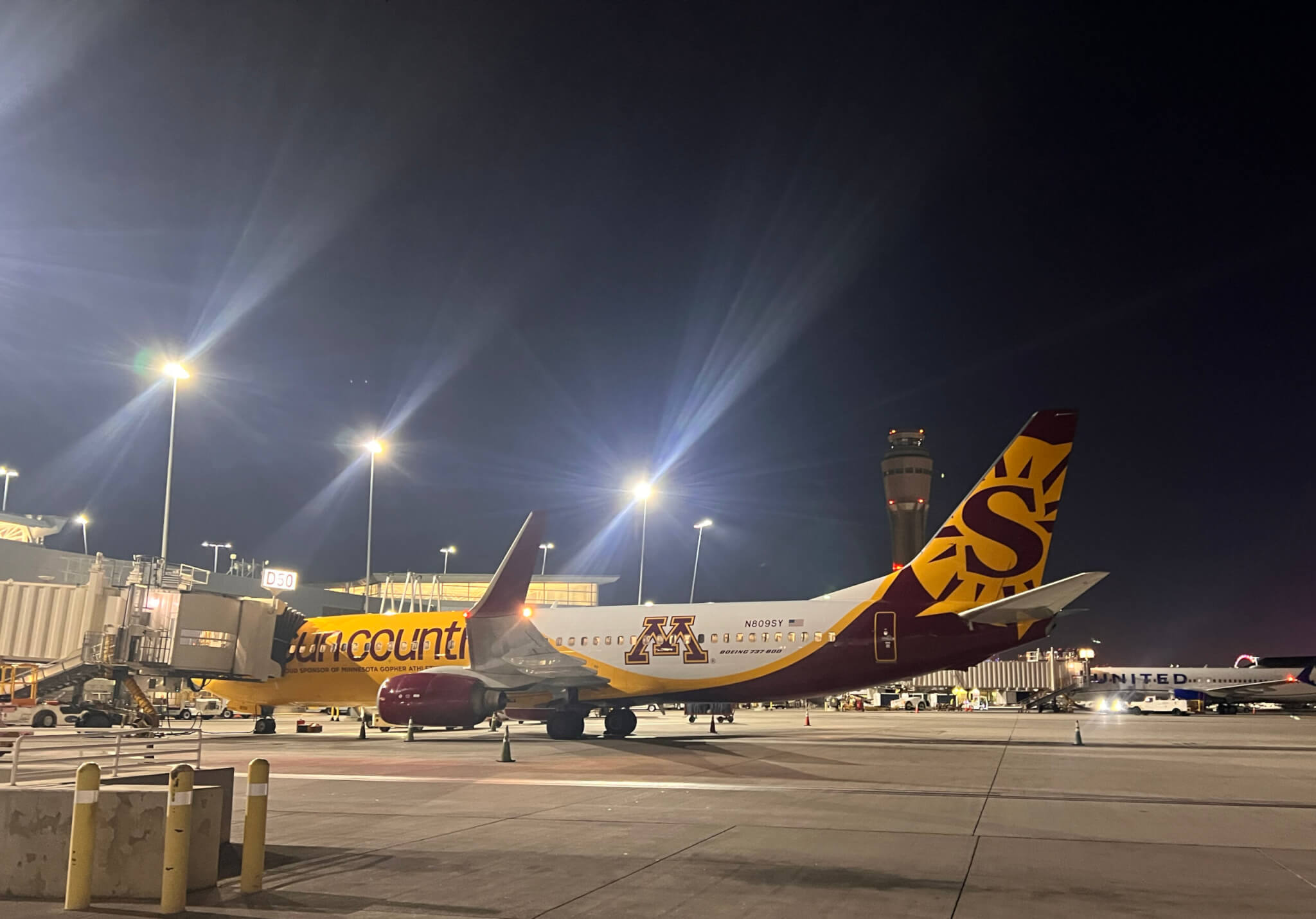 Sun Country Minnesota Gophers