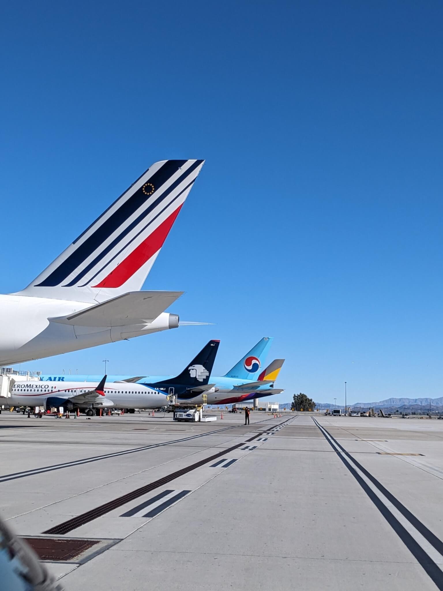 International-Flights-scaled