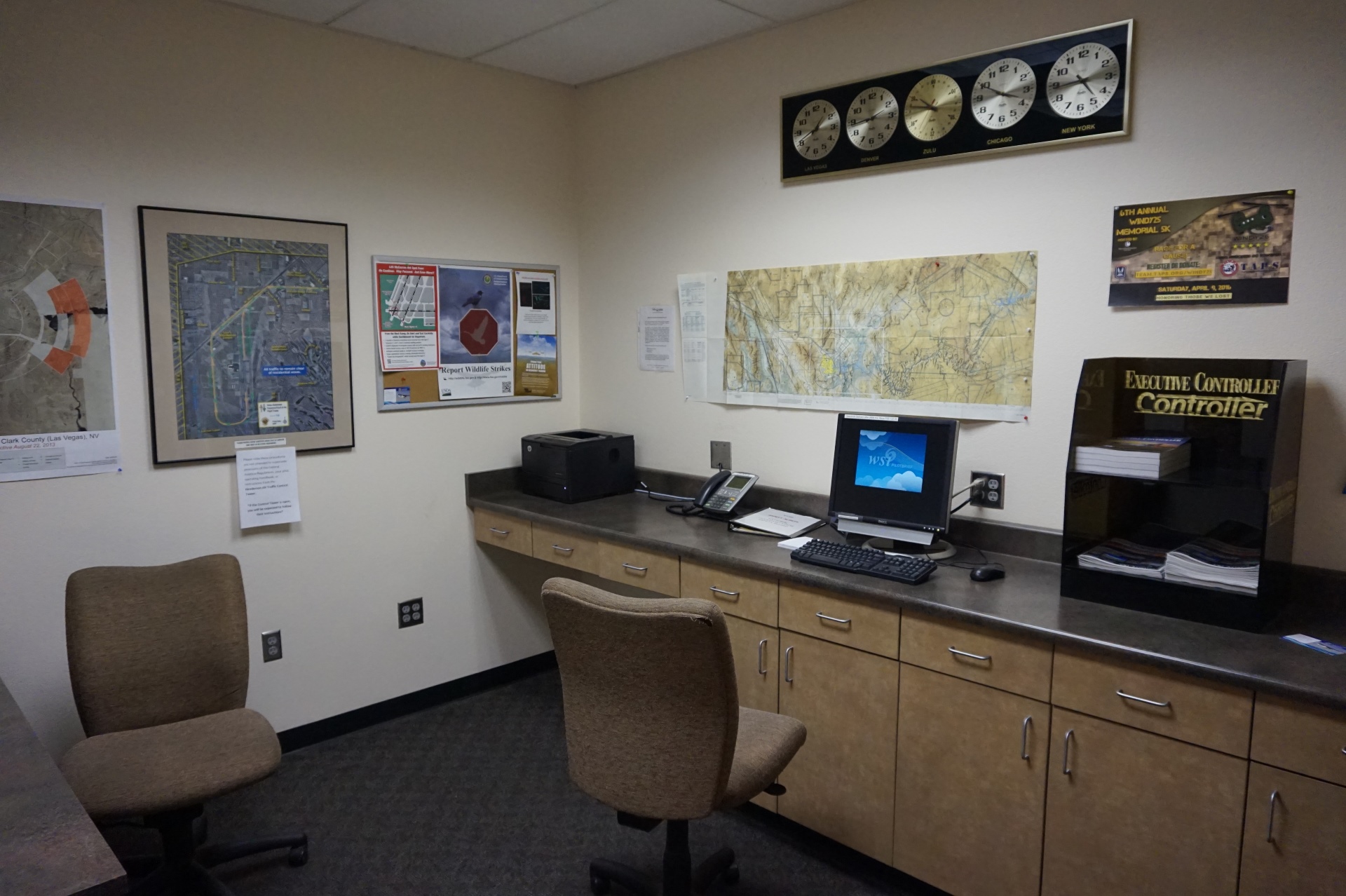 HND FBO Tour flight planning room