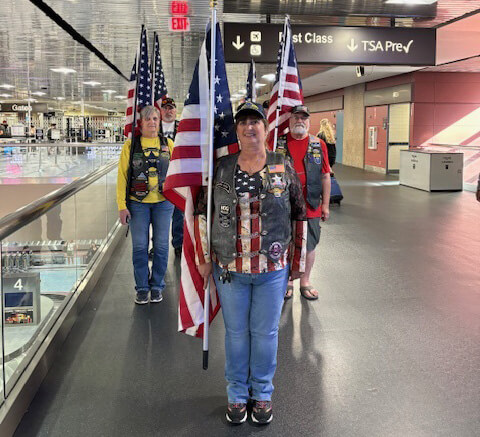 Honor-Flight-Greeters