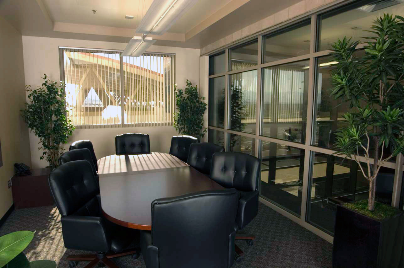 HND FBO Tour conference room