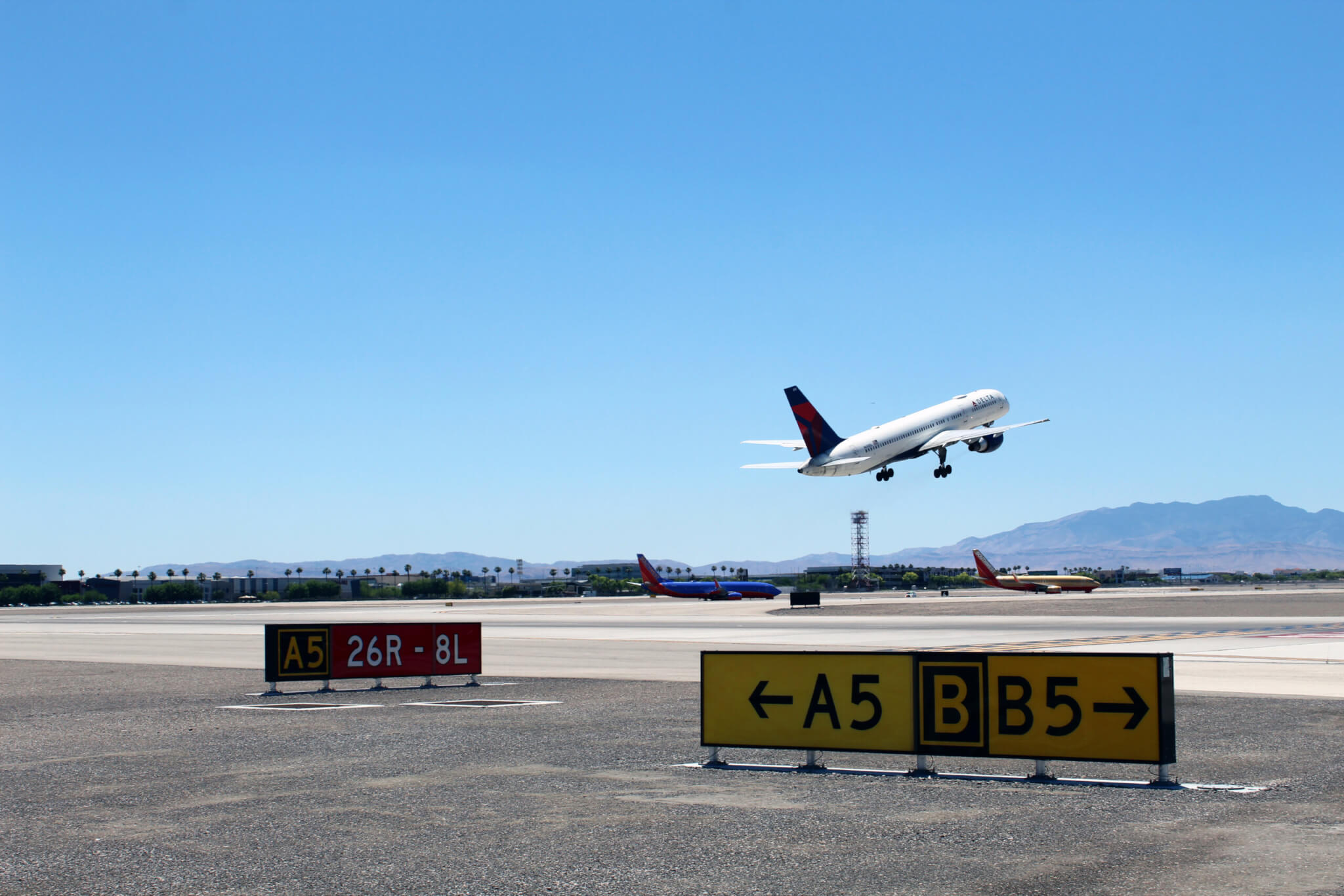 Beating the heat inside and out at LAS