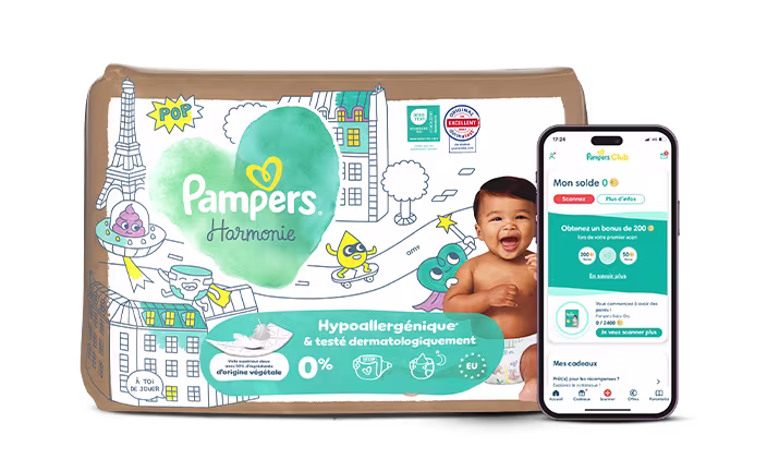 Logo du Pampers Club et paquet de couches avec l’application Pampers Club affichée sur un téléphone.