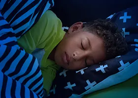 Laten we de taboe rond bedplassen doorbreken!