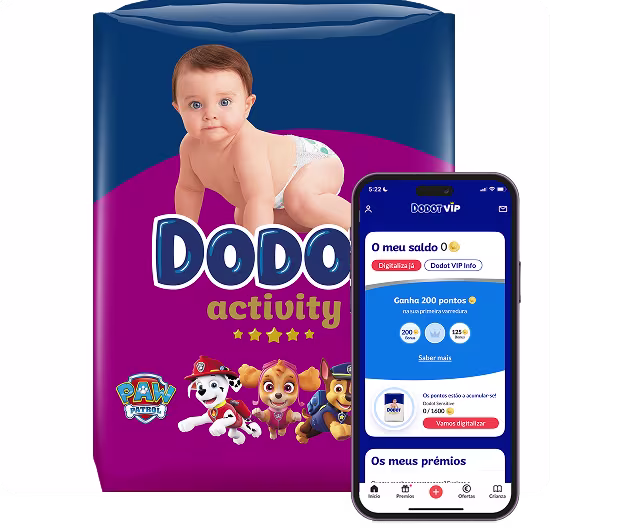 Dodot VIP, pacote de fraldas com a App Dodot VIP apresentada num telemóvel