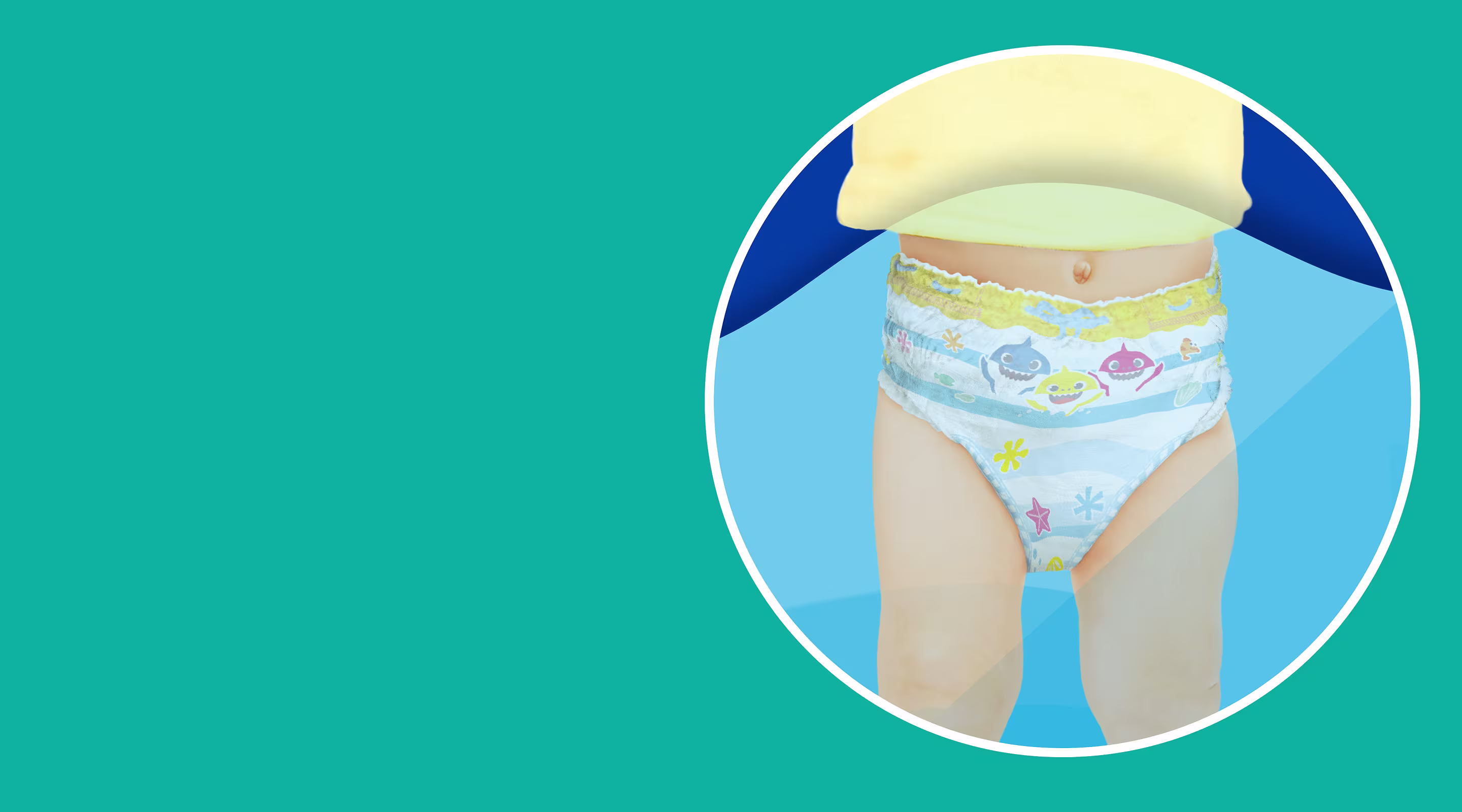 Illustration d’un bébé debout dans l’eau portant une Pampers® Splashers, sans que la couche ne gonfle.
