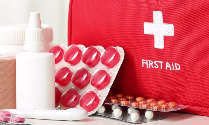 حقيبة الاسعافات الاولية للأطفال