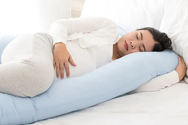 Pregnant woman sleeping