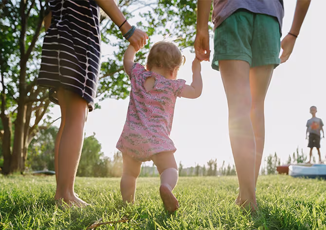 Élever l'avenir de bébé