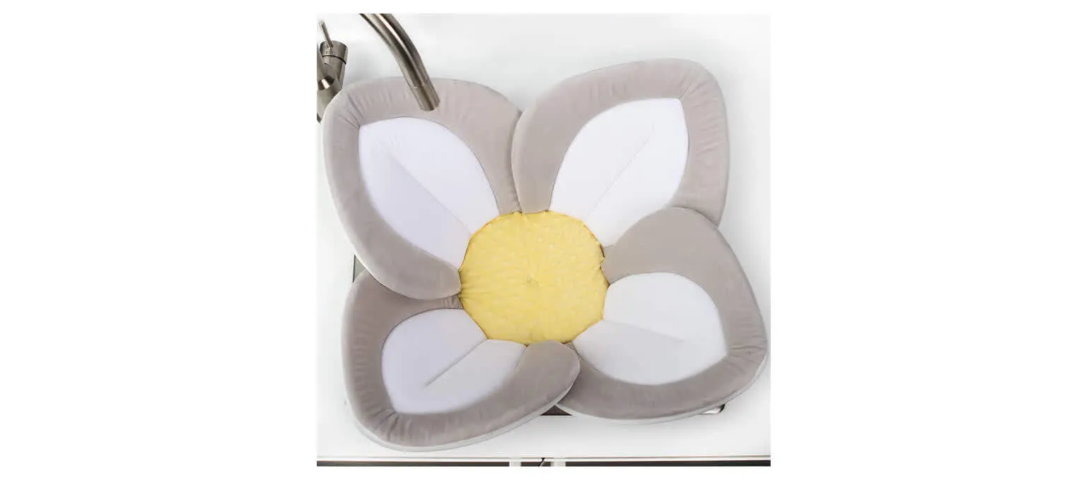 Blooming Bath Lotus