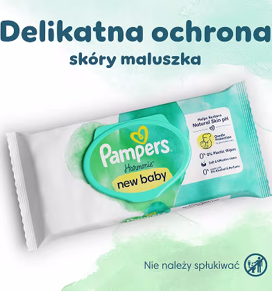 Zbliżenie opakowania chusteczek Pampers Harmonie New Baby.