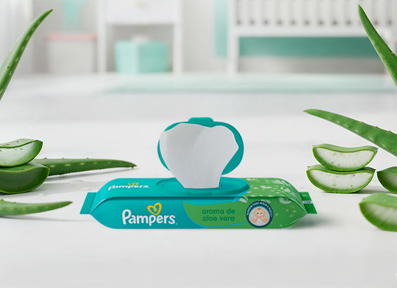 Lenos Umedecidos Com Cheirinho De Aloe Vera | Pampers Brasil