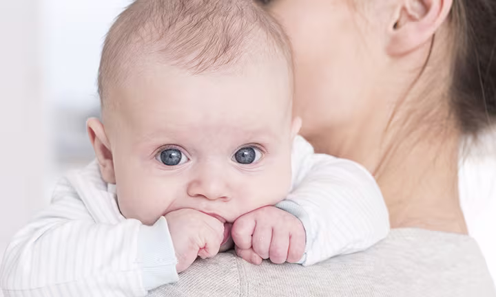 Die Augenfarbe Ihres Babys