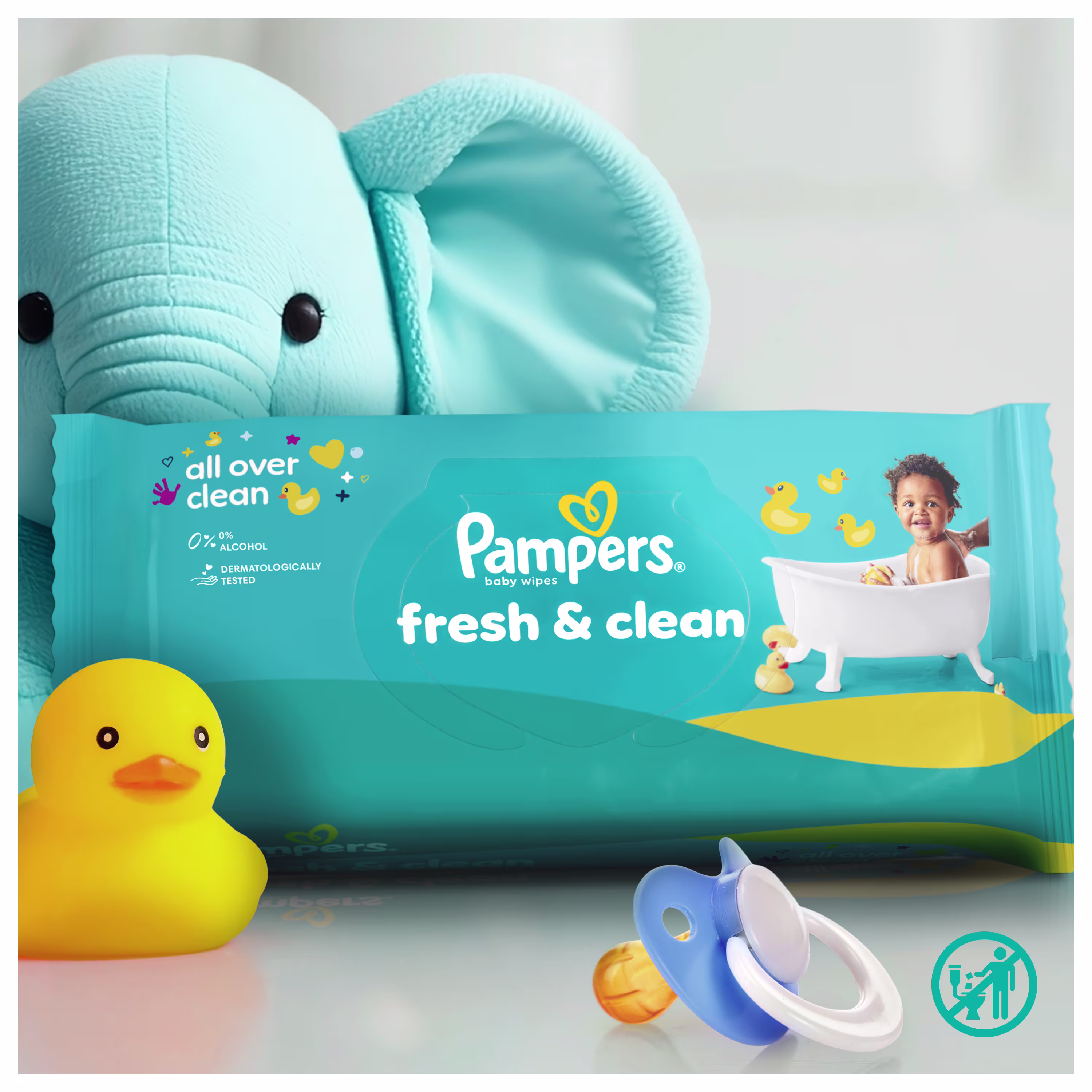 Κοντινό πλάνο σε ένα πακέτο μωρομάντηλα Pampers Fresh Clean Κοντινό πλάνο σε ένα πακέτο μωρομάντηλα Pampers Fresh Clean