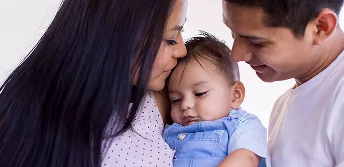 Familia con guagua