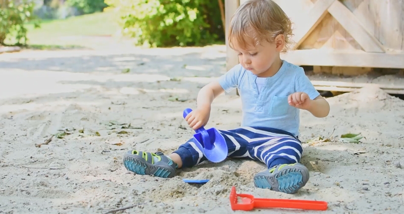 Pampers Hygiene-Wipes sandpit