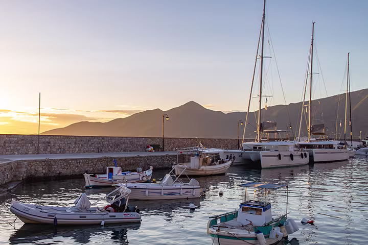 Λιμάνι Λεωνίδιο