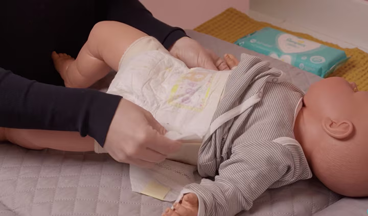 How to change a nappy