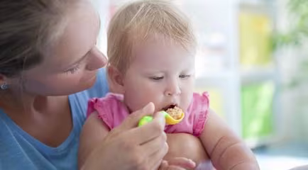 Conheça 3 dicas para alimentar o bebê