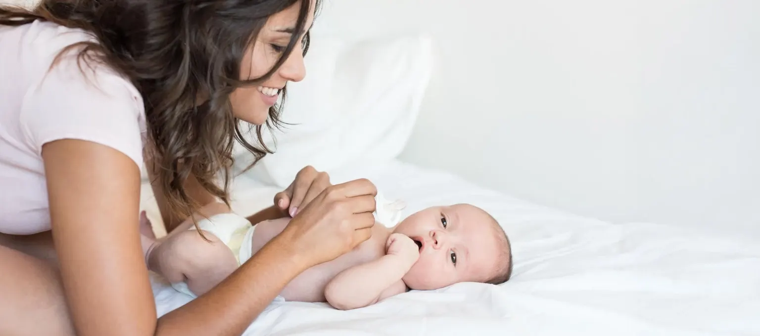 Mamãe economizando em fraldas Mamãe economizando em fraldas
