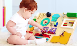 Baby fine motor skills