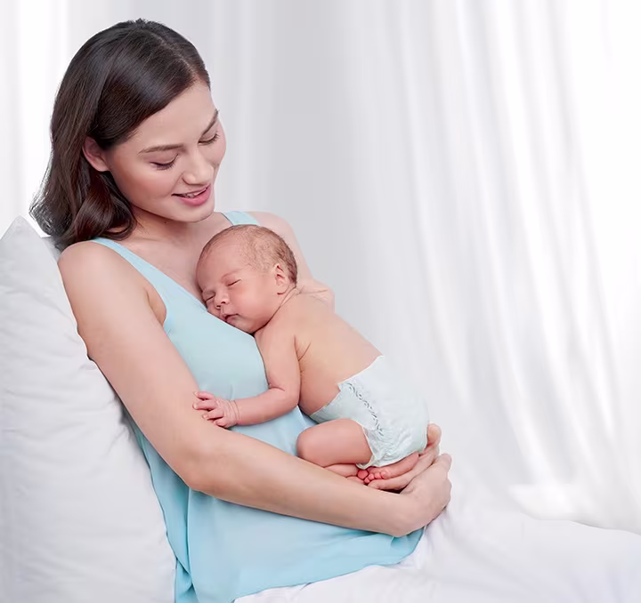365 suhih dana i noći u pelenama Pampers - top banner