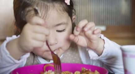 baby-eating-solid-food